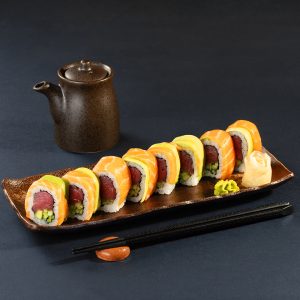 Rainbow Roll Maguro